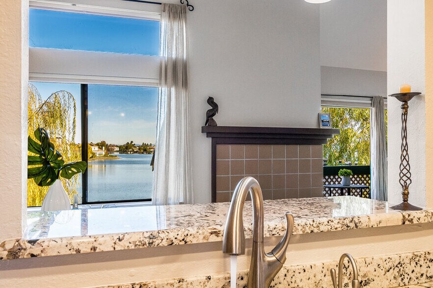 View while washing dishes - 86 Pelican Ln