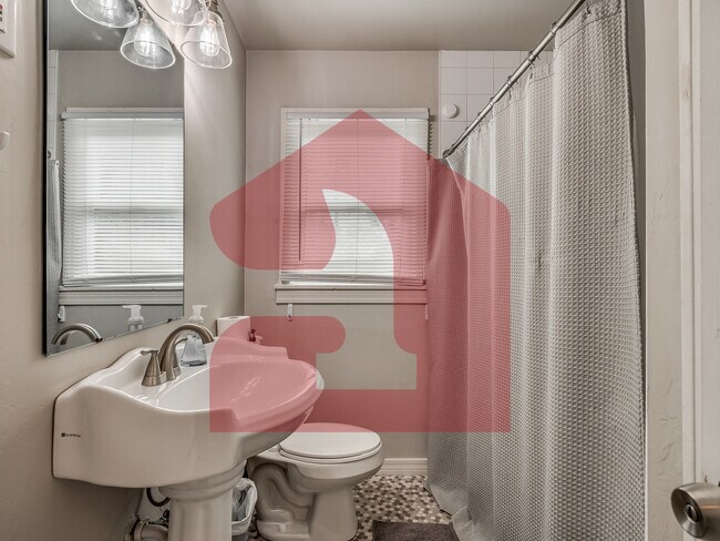 Building Photo - 2926 NW 72nd St