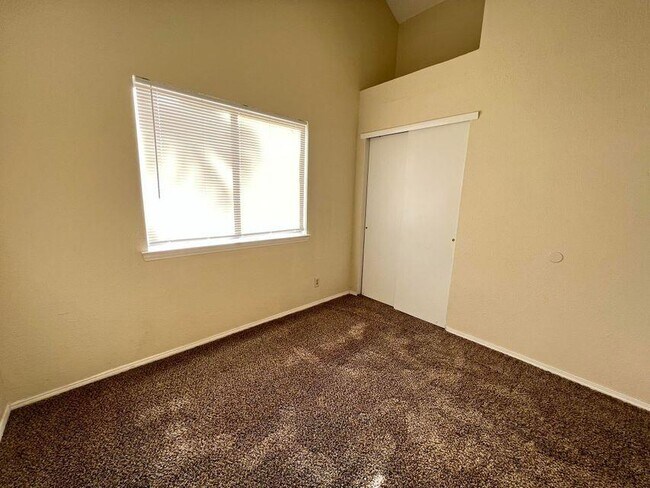 Building Photo - 11812 Tracy Austin Ln