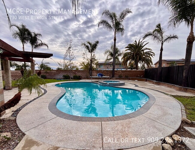 Building Photo - 1730 W Buxton St