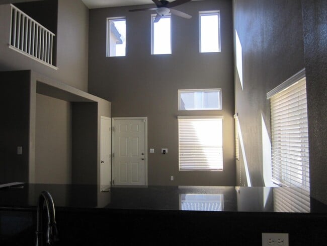 Building Photo - 8722 Brindisi Park Ave