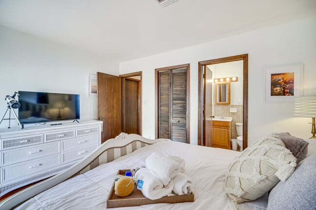 Building Photo - 9 Francis St