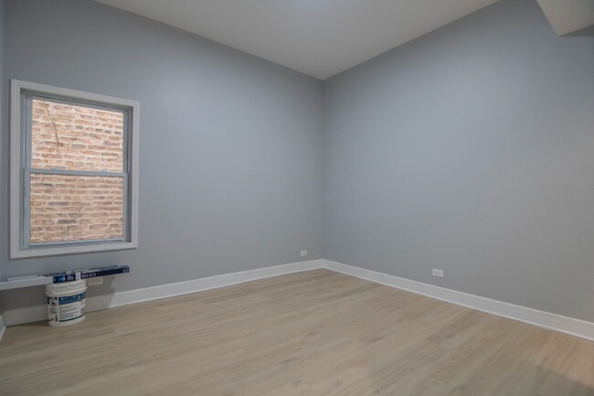 Building Photo - 4618 S Evans Ave