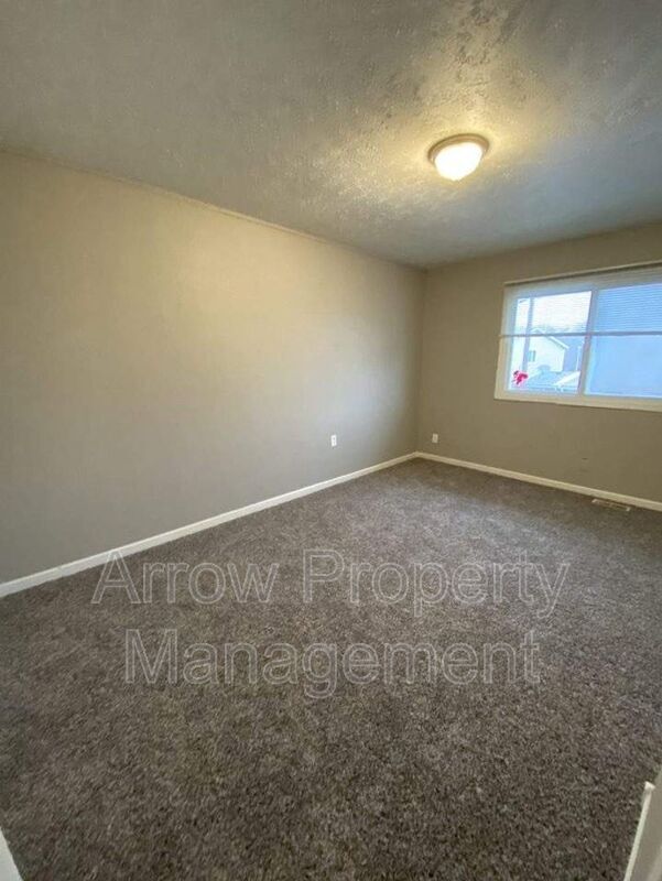 Building Photo - 4611 Tipperary Trail
