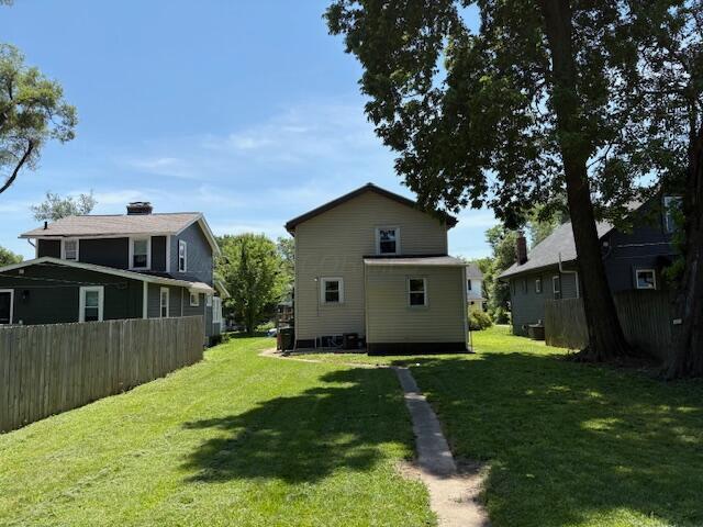 Building Photo - 2140 Dartmouth Ave
