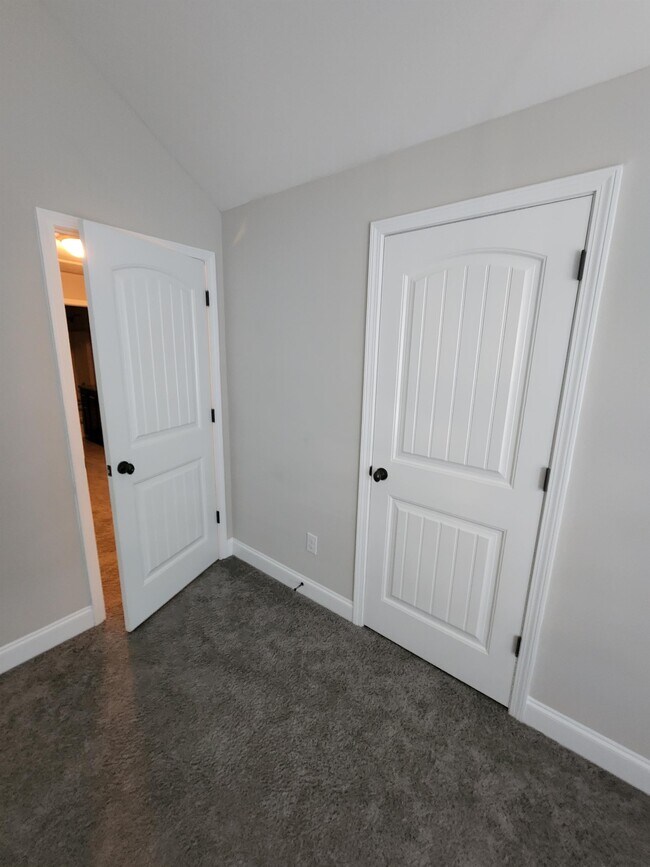 Building Photo - 3075 Margot Ln