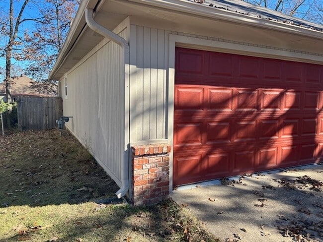 Building Photo - Call Property Manager Tonia Rollins for more information (501)626-9917