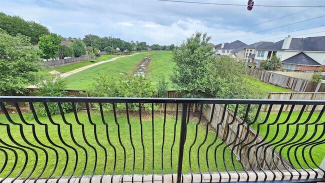 Building Photo - 3715 Aldridge Dr