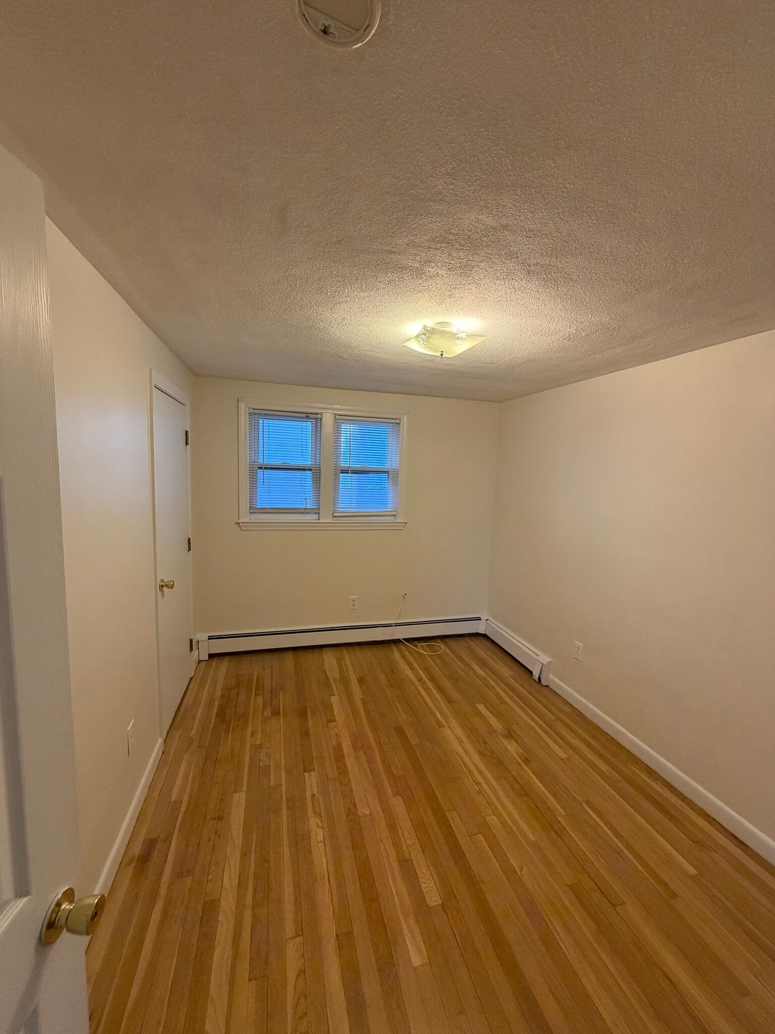 Building Photo - 15 Weymouth Ave