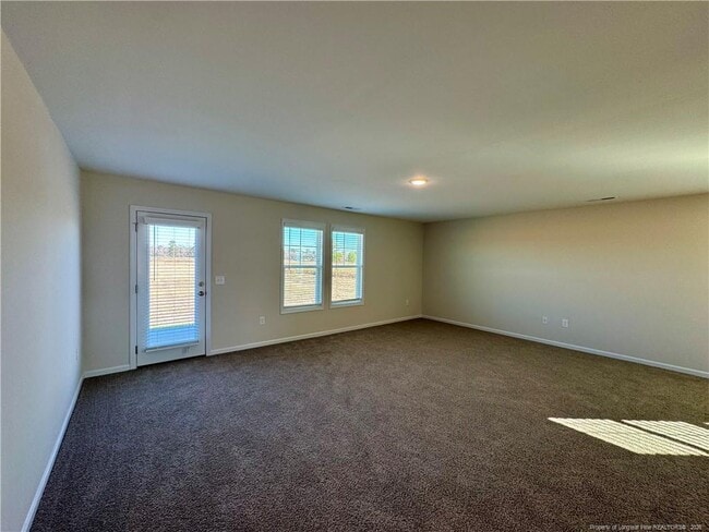 Building Photo - 96 Buggy Top Ln