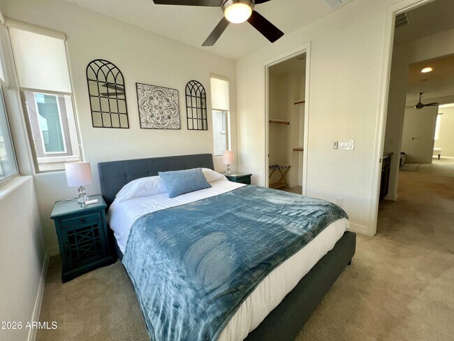 Building Photo - 7333 E Vista Bonita Dr