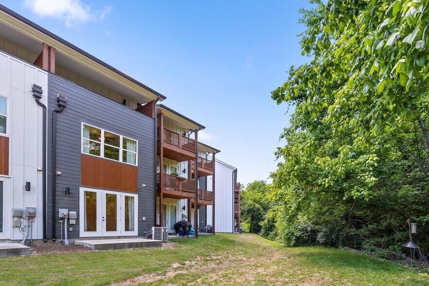 Building Photo - 1433 Stockyard Pl