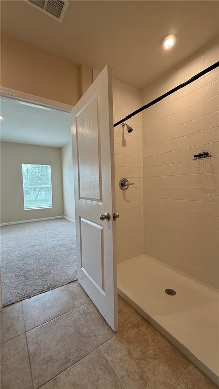 Building Photo - 1481 Haines Dr