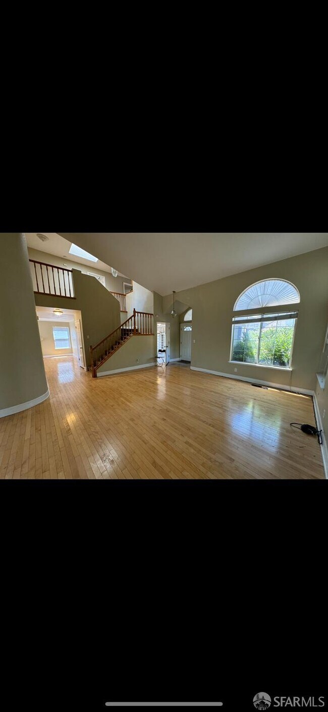 Building Photo - 4009 Pillsbury Ct