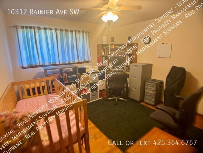Building Photo - Perfect Family Home in Lakewood
