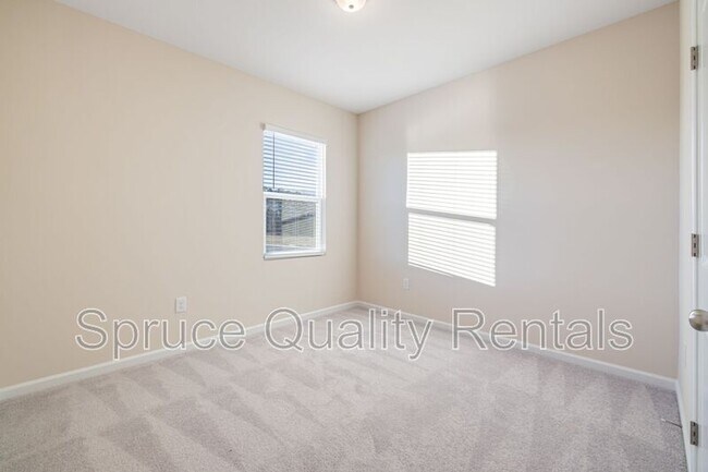 Building Photo - 3501 Sugarplum Rd