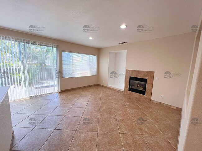 Building Photo - End unit 4 Bedroom House Available Now in ...