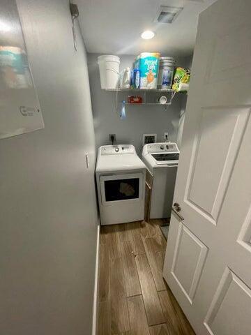 Building Photo - 601 N E St