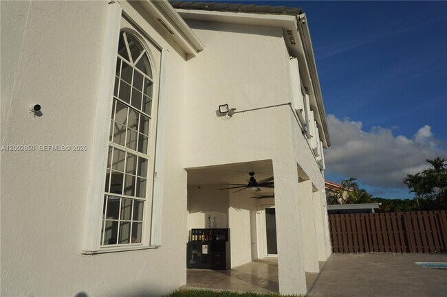 Building Photo - 15614 SW 110th Terrace