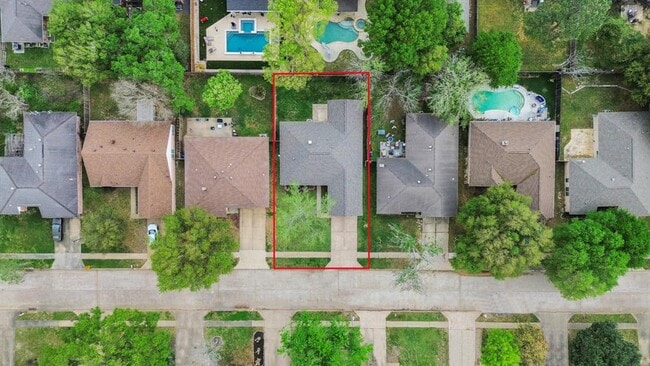 Building Photo - 1102 Comstock Springs Dr