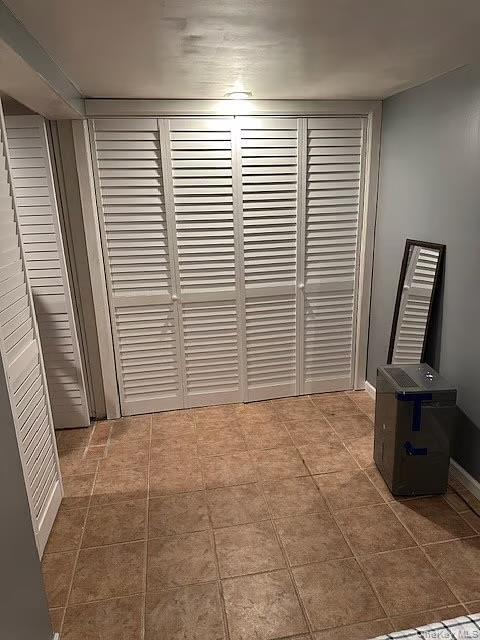 Building Photo - 887 Pine St