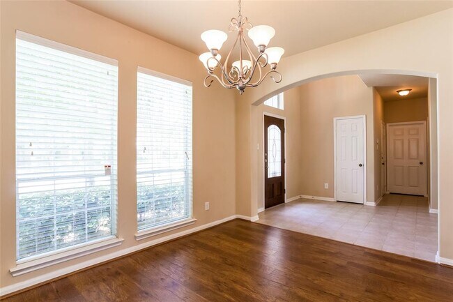 Building Photo - 15015 Misty Stone Ct