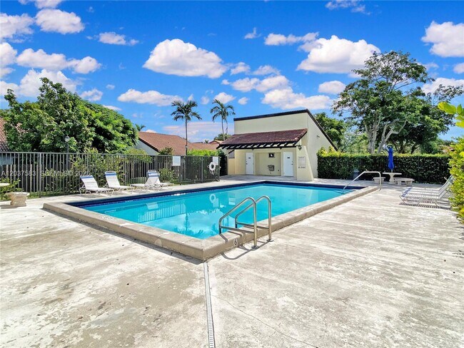 Building Photo - 14980 SW 48th Terrace