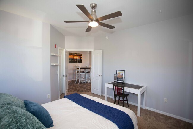 Building Photo - 6900 E Princess Dr