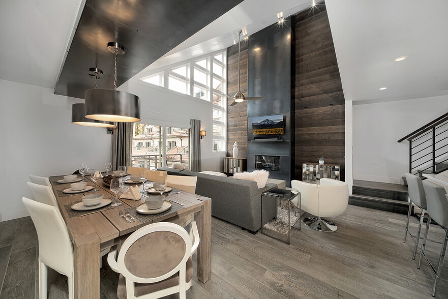 Building Photo - 113 Lost Creek Ln