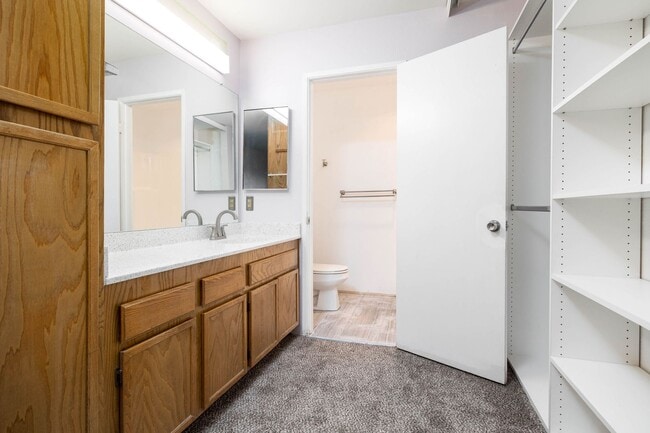 Building Photo - Spacious 2-Bedroom Home in The Aspens - Wa...
