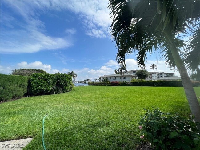 Building Photo - 3420 Gulf Shore Blvd N