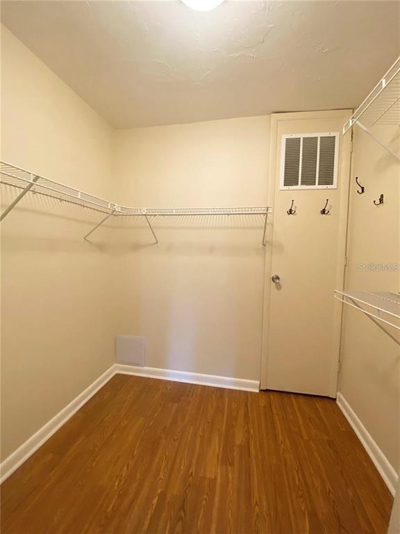 Building Photo - 3625 Longmeadow
