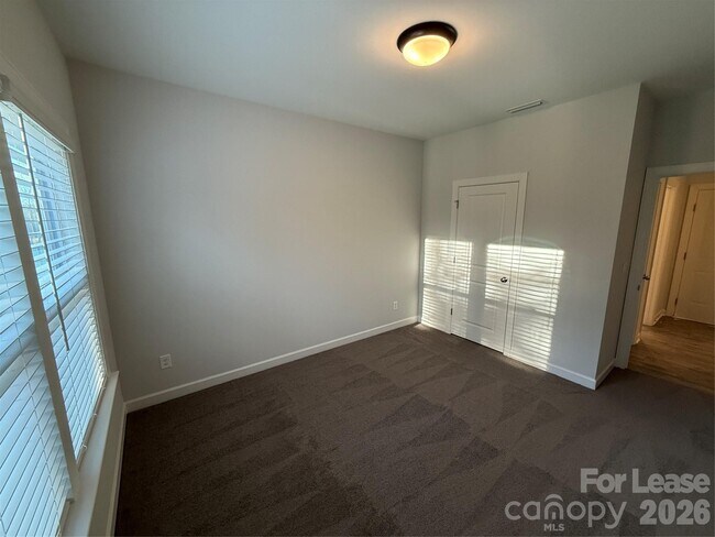 Building Photo - 114 Ryan Ln