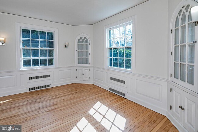 Building Photo - 150 Prospect Ave