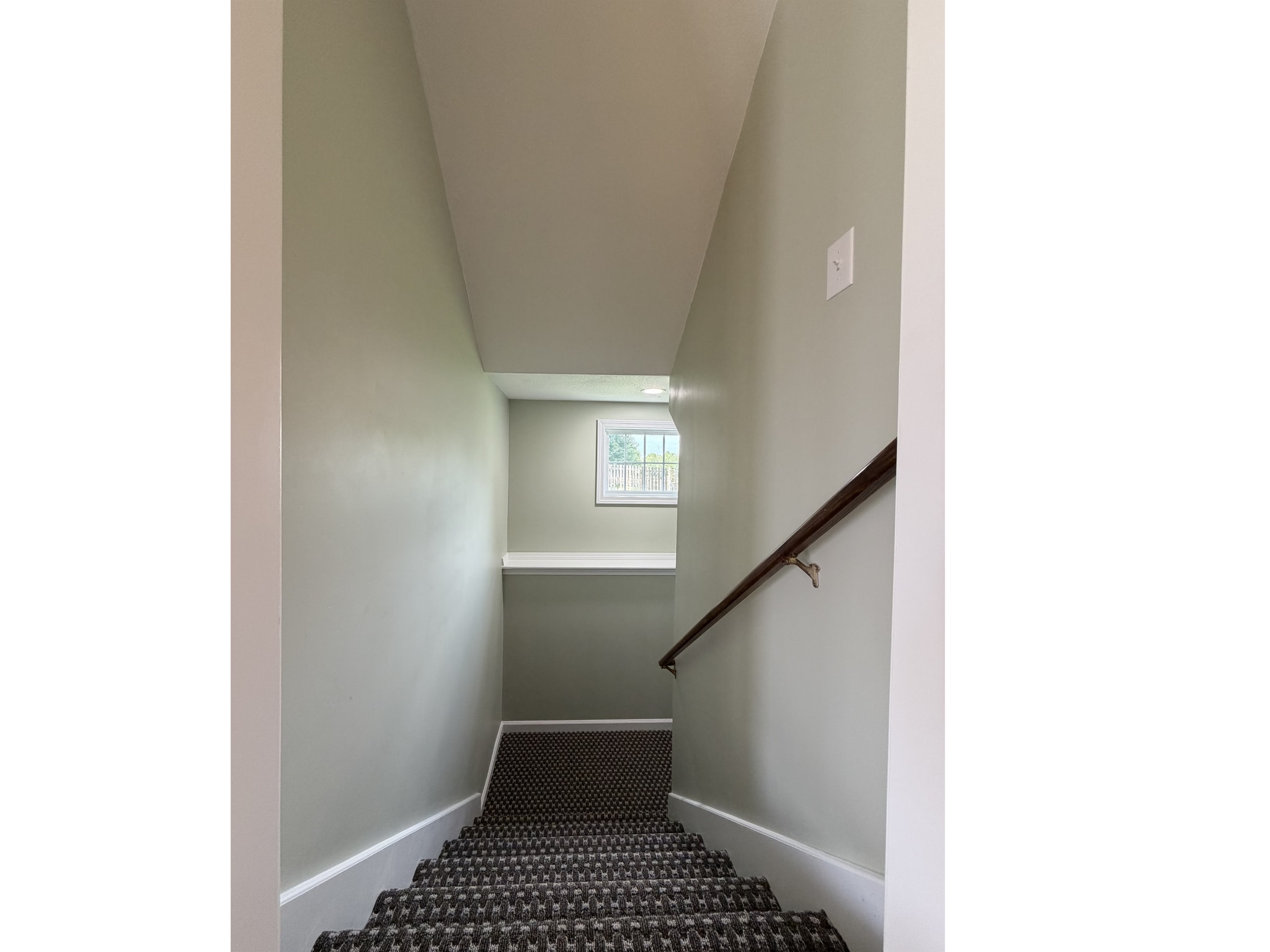 Building Photo - 13885 W 153rd Ter