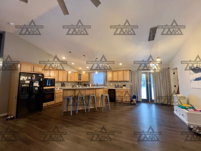 Building Photo - 3BR/2BA North Pole Home with Office & 2-Car Garage