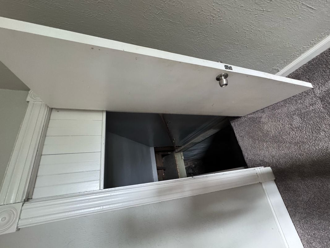 Building Photo - 241 N 4th St