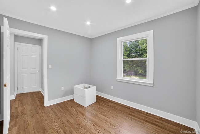 Building Photo - 3538 James St