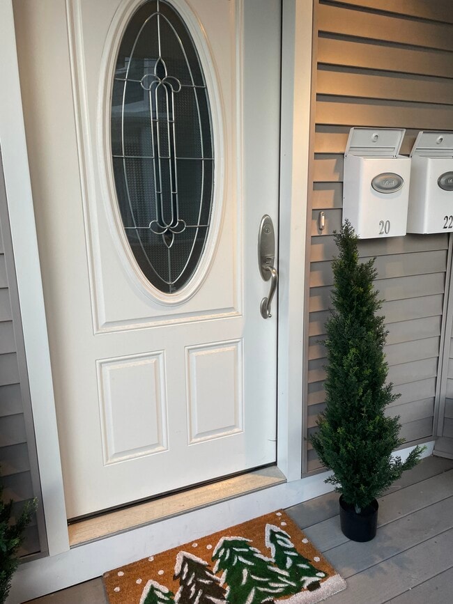 Front door - 20 Princeton St