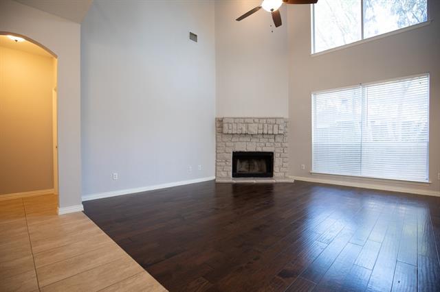 Building Photo - 2908 Pioneer Park Dr