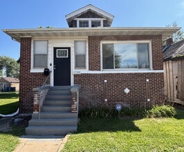 Building Photo - 3-bed gem for rent in Gary!