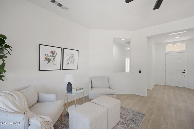 Building Photo - 22408 N Las Vegas Dr