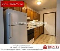 Building Photo - 1419 W Pike St