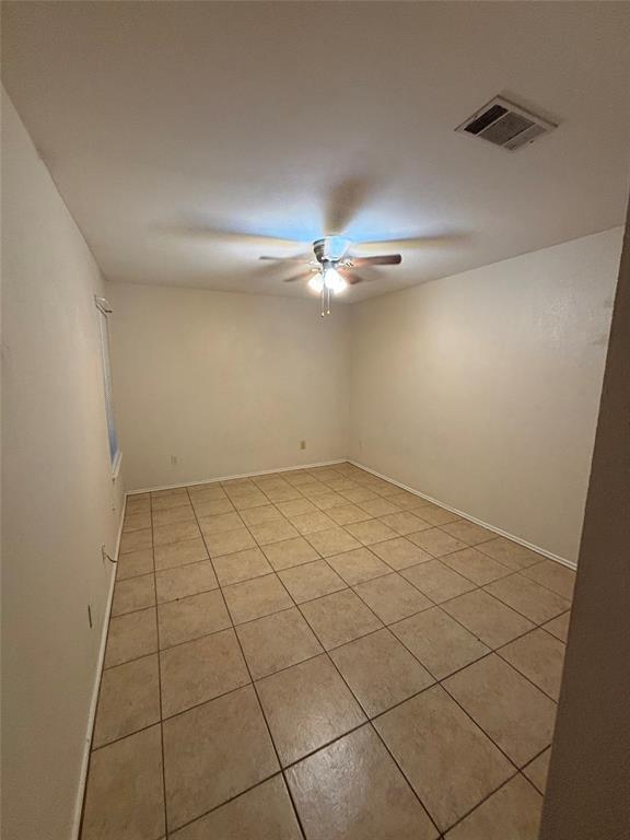 Building Photo - 515 Luther Dr