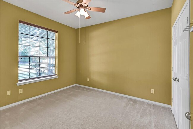 Building Photo - 15810 Ashton Hills Dr