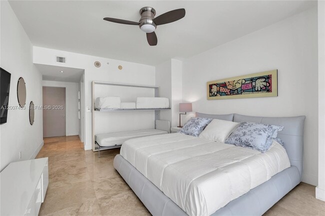 Building Photo - 3535 S Ocean Dr
