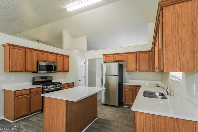 Building Photo - 50 Cold Springs Ct