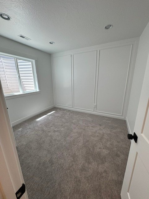 Building Photo - 144 W Birds Eye Ln