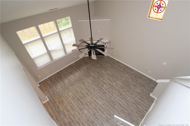Building Photo - 805 Meeting Hall Dr