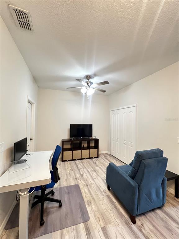 Building Photo - 316 Chelsea Dr
